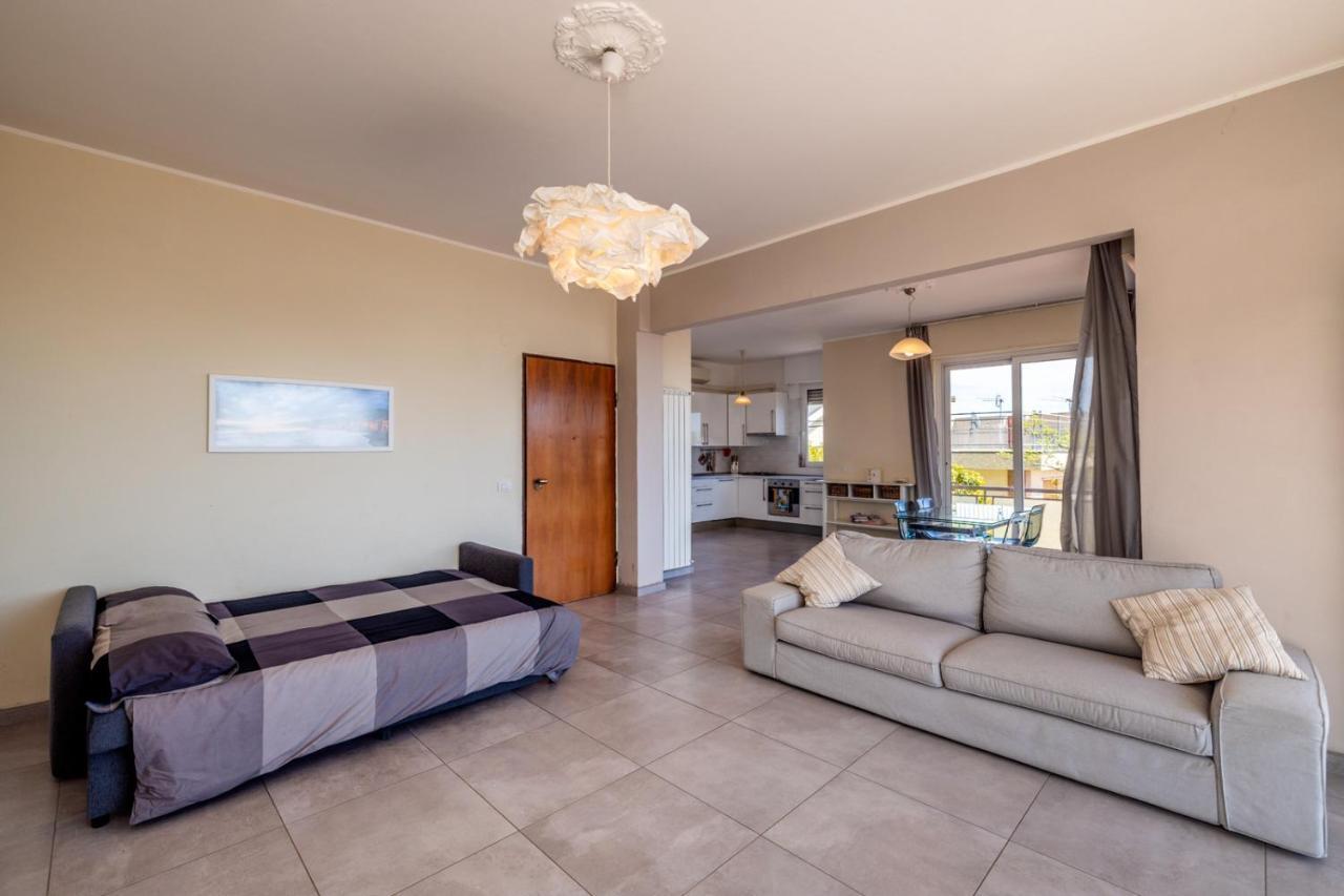 Casa Matilde - Appartamento Vista Mare - Con Posto Auto 菲纳莱利古雷 外观 照片