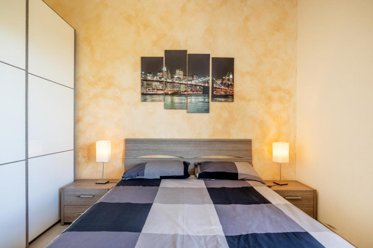 Casa Matilde - Appartamento Vista Mare - Con Posto Auto 菲纳莱利古雷 外观 照片